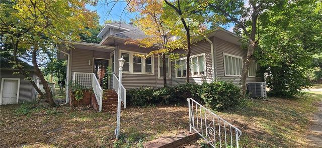 1101 W Broadway Boulevard, Sedalia, MO 65301