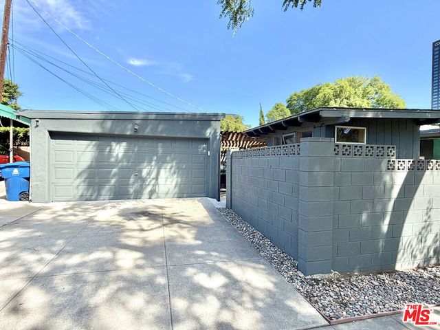 10683 Valleyheart Drive, Studio City, CA 91604