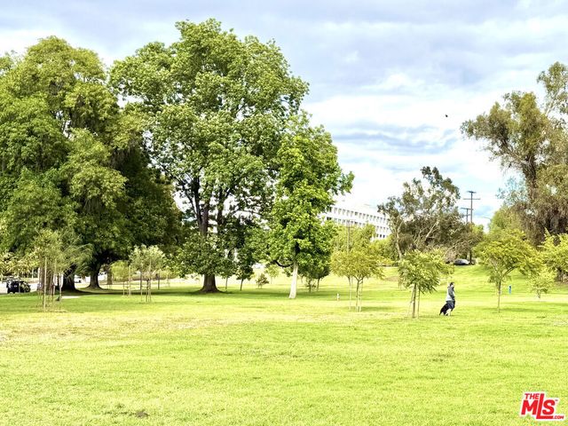 10683 Valleyheart Drive, Studio City, CA 91604