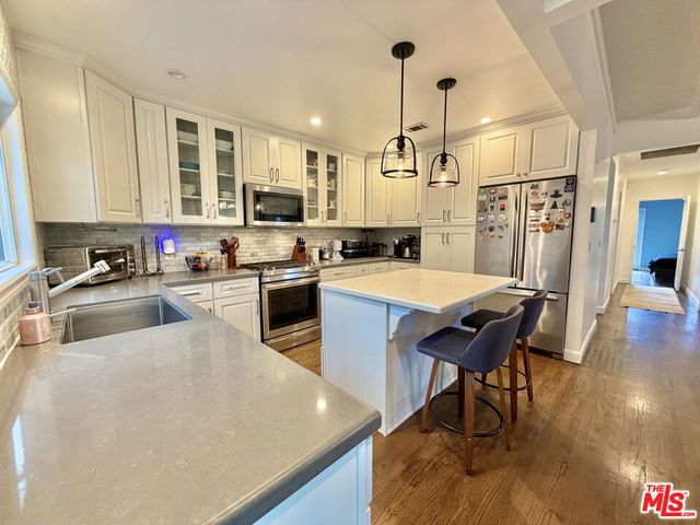 10683 Valleyheart Drive, Studio City, CA 91604