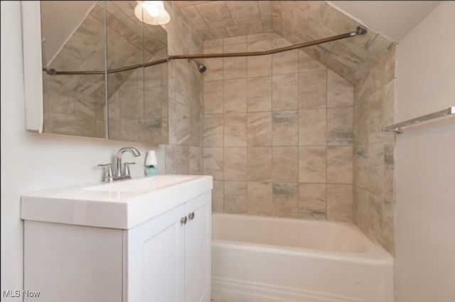 144 E 208th Street, Euclid, OH 44123