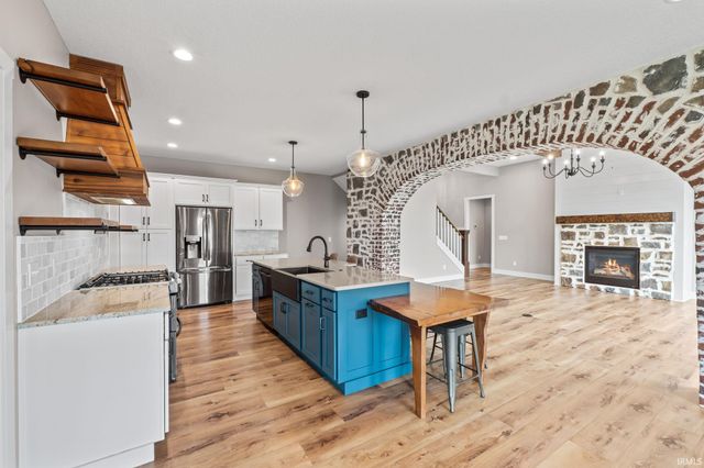 16467 Quarry Boulevard, Huntertown, IN 46748