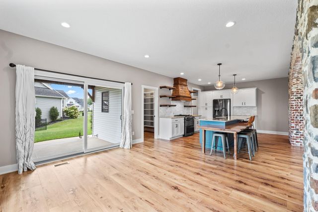 16467 Quarry Boulevard, Huntertown, IN 46748