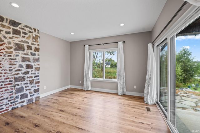 16467 Quarry Boulevard, Huntertown, IN 46748