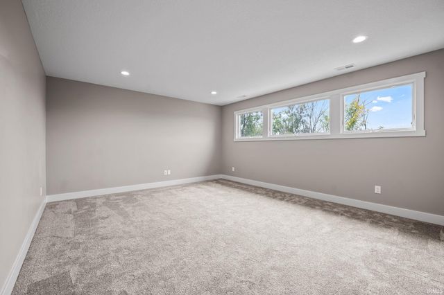16467 Quarry Boulevard, Huntertown, IN 46748