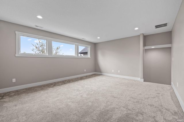 16467 Quarry Boulevard, Huntertown, IN 46748