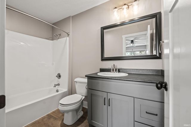 16467 Quarry Boulevard, Huntertown, IN 46748