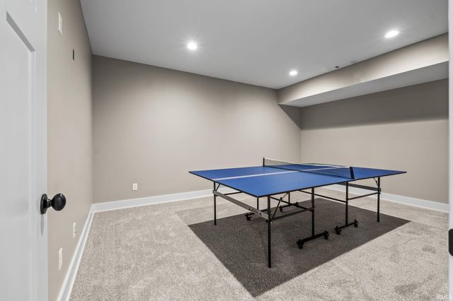 16467 Quarry Boulevard, Huntertown, IN 46748