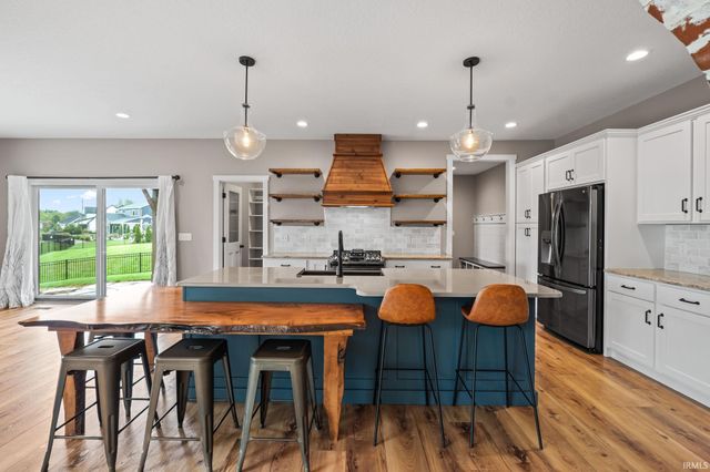 16467 Quarry Boulevard, Huntertown, IN 46748
