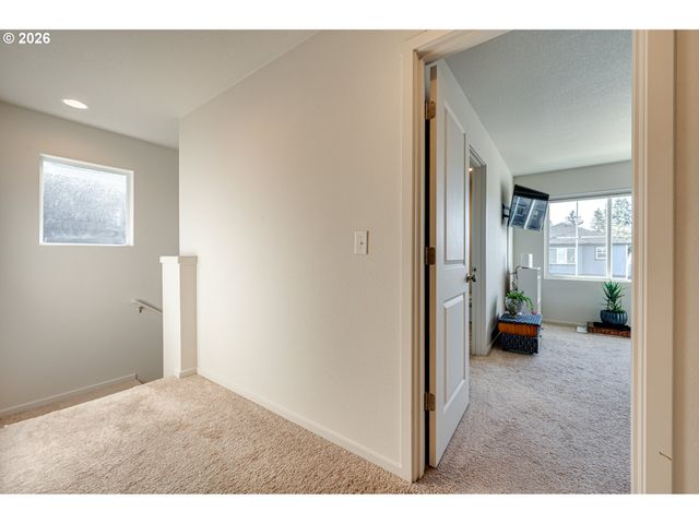 2102 S SANDHILL Way, Ridgefield, WA 98642