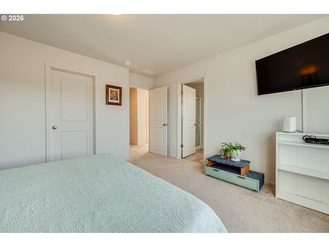 2102 S SANDHILL Way, Ridgefield, WA 98642