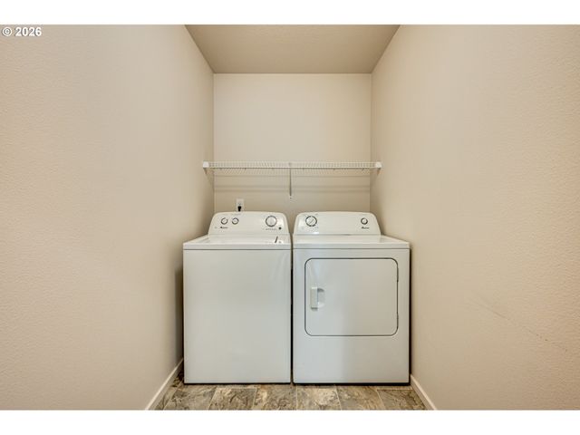 2102 S SANDHILL Way, Ridgefield, WA 98642