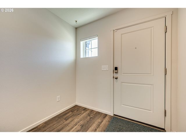 2102 S SANDHILL Way, Ridgefield, WA 98642