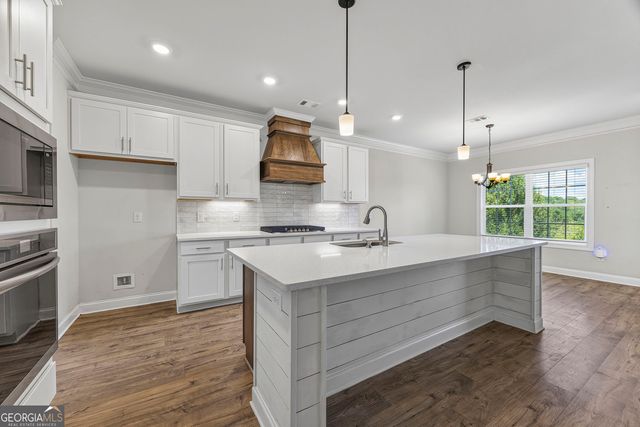 2504 Creekside Crossing, Monroe, GA 30656