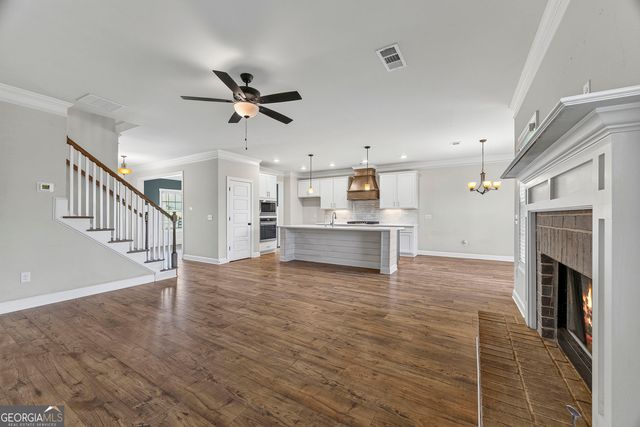 2504 Creekside Crossing, Monroe, GA 30656