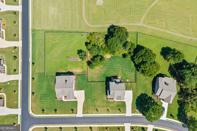 2504 Creekside Crossing, Monroe, GA 30656