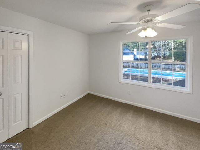 7 Barrington Court, Sharpsburg, GA 30277