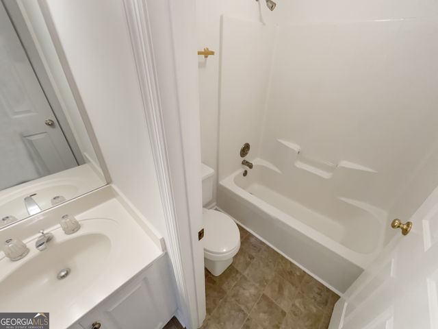 7 Barrington Court, Sharpsburg, GA 30277