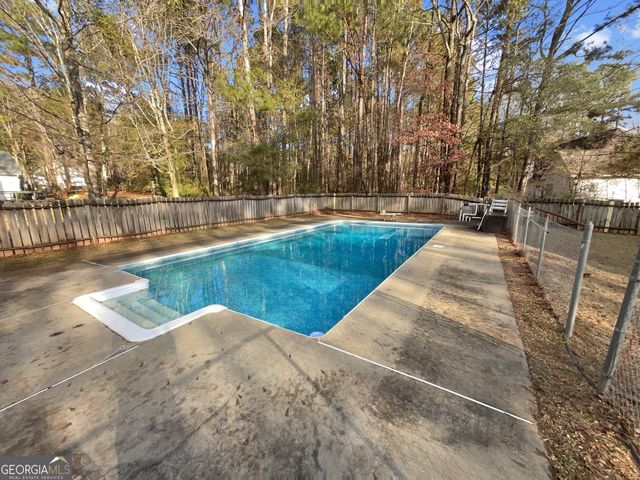 7 Barrington Court, Sharpsburg, GA 30277