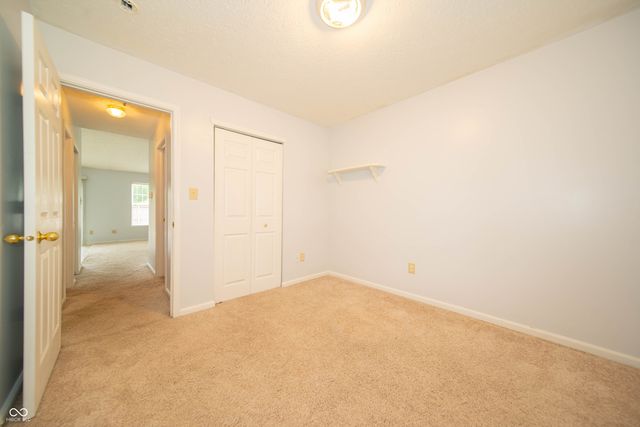 6660 W Denton Drive, Mccordsville, IN 46055