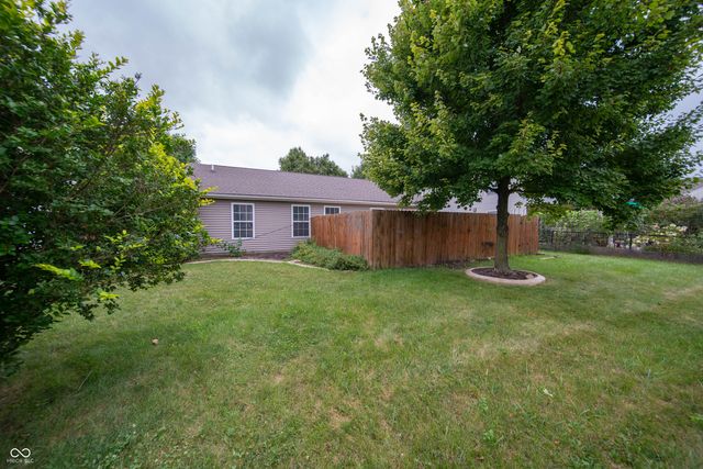 6660 W Denton Drive, Mccordsville, IN 46055