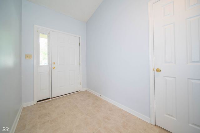6660 W Denton Drive, Mccordsville, IN 46055