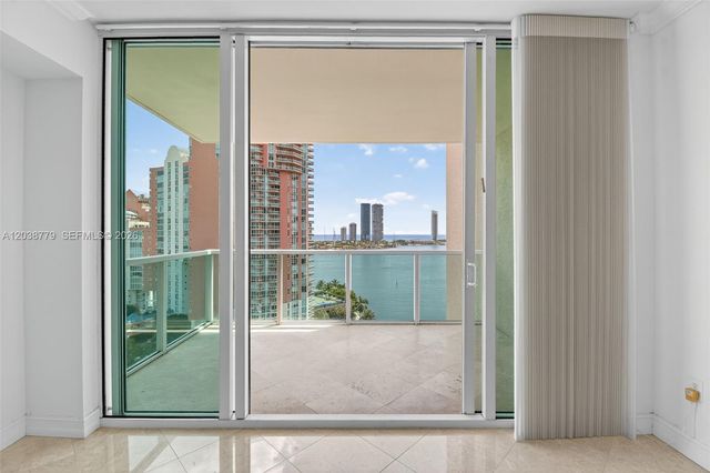 3330 NE 190th St 1611, Aventura, FL 33180