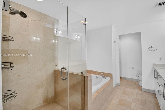 3330 NE 190th St 1611, Aventura, FL 33180