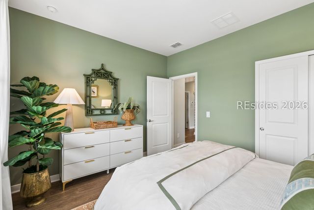 1724 Blue Moon Dr, Hardeeville, SC 29927