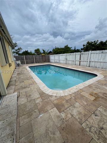 1001 S 27th Ave, Hollywood, FL 33020