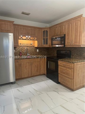 1001 S 27th Ave, Hollywood, FL 33020