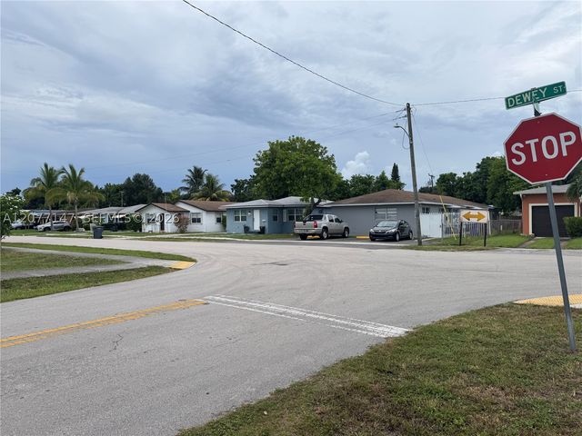 1001 S 27th Ave, Hollywood, FL 33020