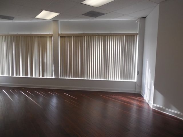 3701 N ELSTON Avenue, Chicago, IL 60618