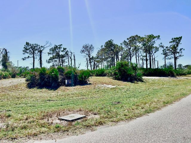 11 Boat Court, Placida, FL 33946