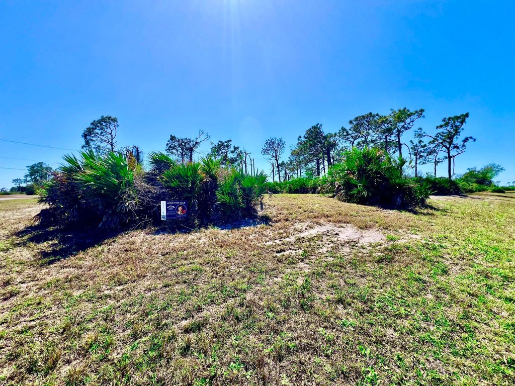 11 Boat Court, Placida, FL 33946