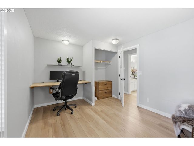 20940 Sw SANDRA Ln, Beaverton, OR 97003