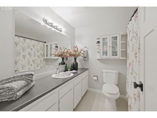 20940 Sw SANDRA Ln, Beaverton, OR 97003