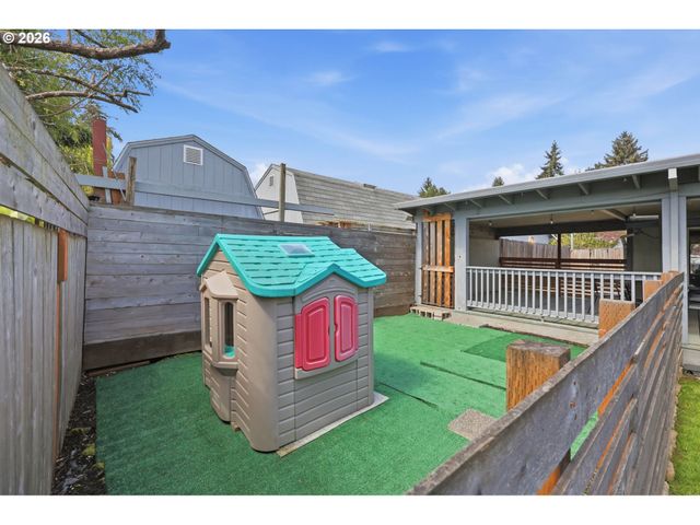 20940 Sw SANDRA Ln, Beaverton, OR 97003