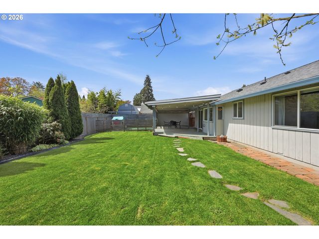 20940 Sw SANDRA Ln, Beaverton, OR 97003