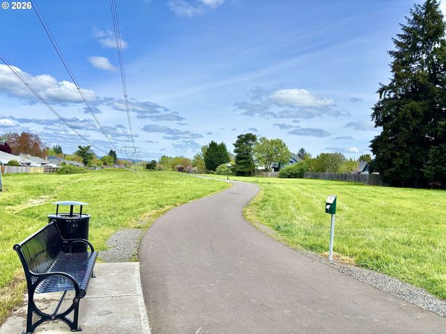 20940 Sw SANDRA Ln, Beaverton, OR 97003