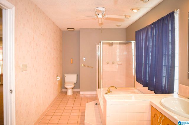 201 61ST STREET, Fairfield, AL 35064