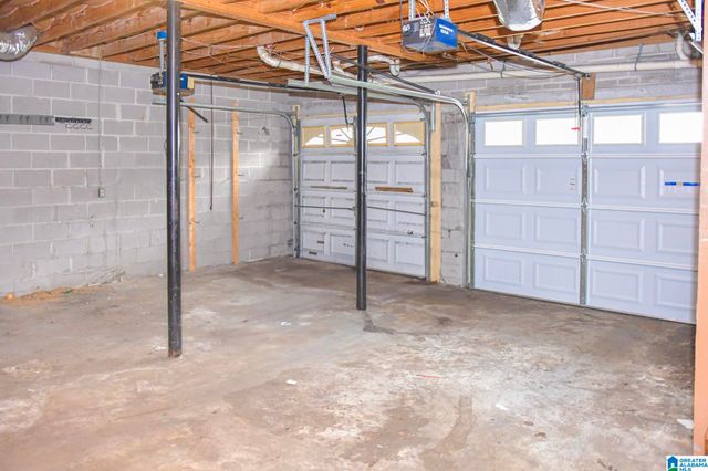 201 61ST STREET, Fairfield, AL 35064