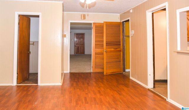 201 61ST STREET, Fairfield, AL 35064