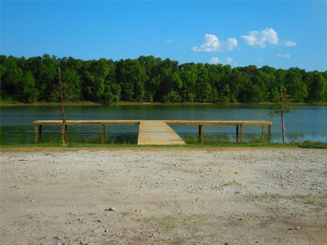 129 S Post Oak Point, Trinity, TX 75862