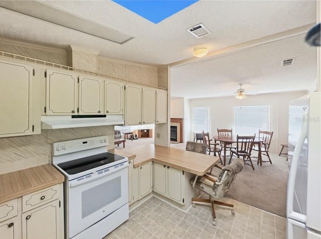 514 S TIMBER TRAIL, Wildwood, FL 34785