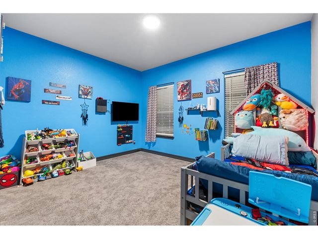 56431 E 24th Ave, Strasburg, CO 80136