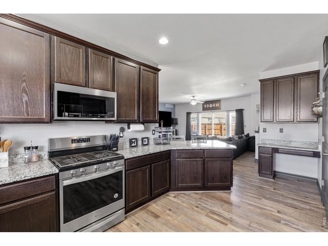 56431 E 24th Ave, Strasburg, CO 80136