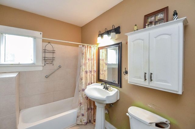 8511 Findlay Street, Houston, TX 77017