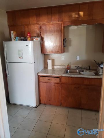 905 Stevens Court NE, Huntsville, AL 35801