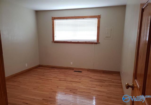 905 Stevens Court NE, Huntsville, AL 35801